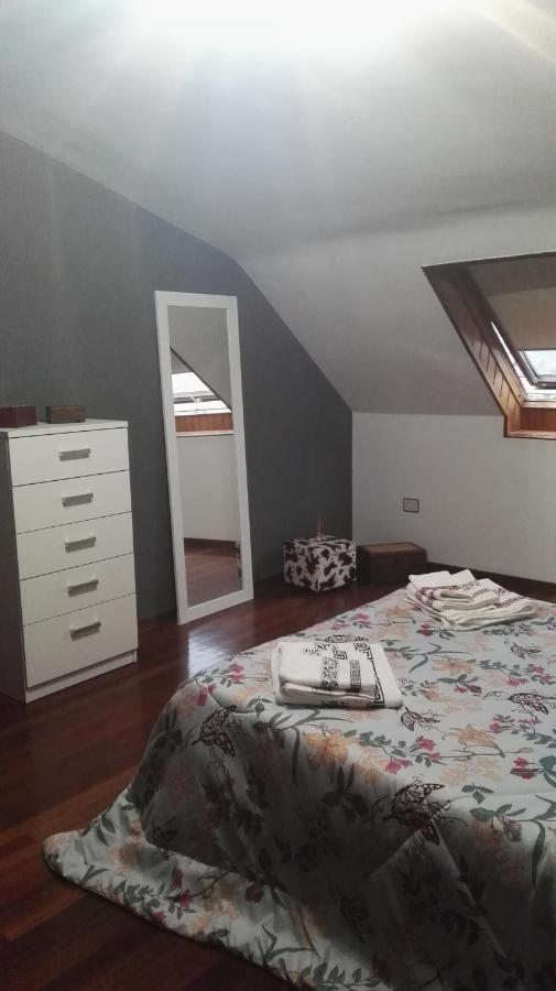 El Rincon De Rebe Apartman Melide Kültér fotó