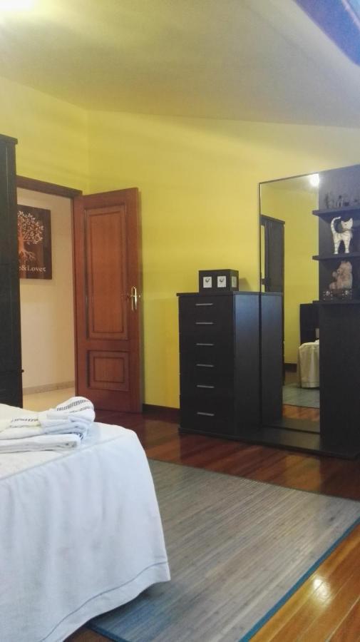 El Rincon De Rebe Apartman Melide Kültér fotó