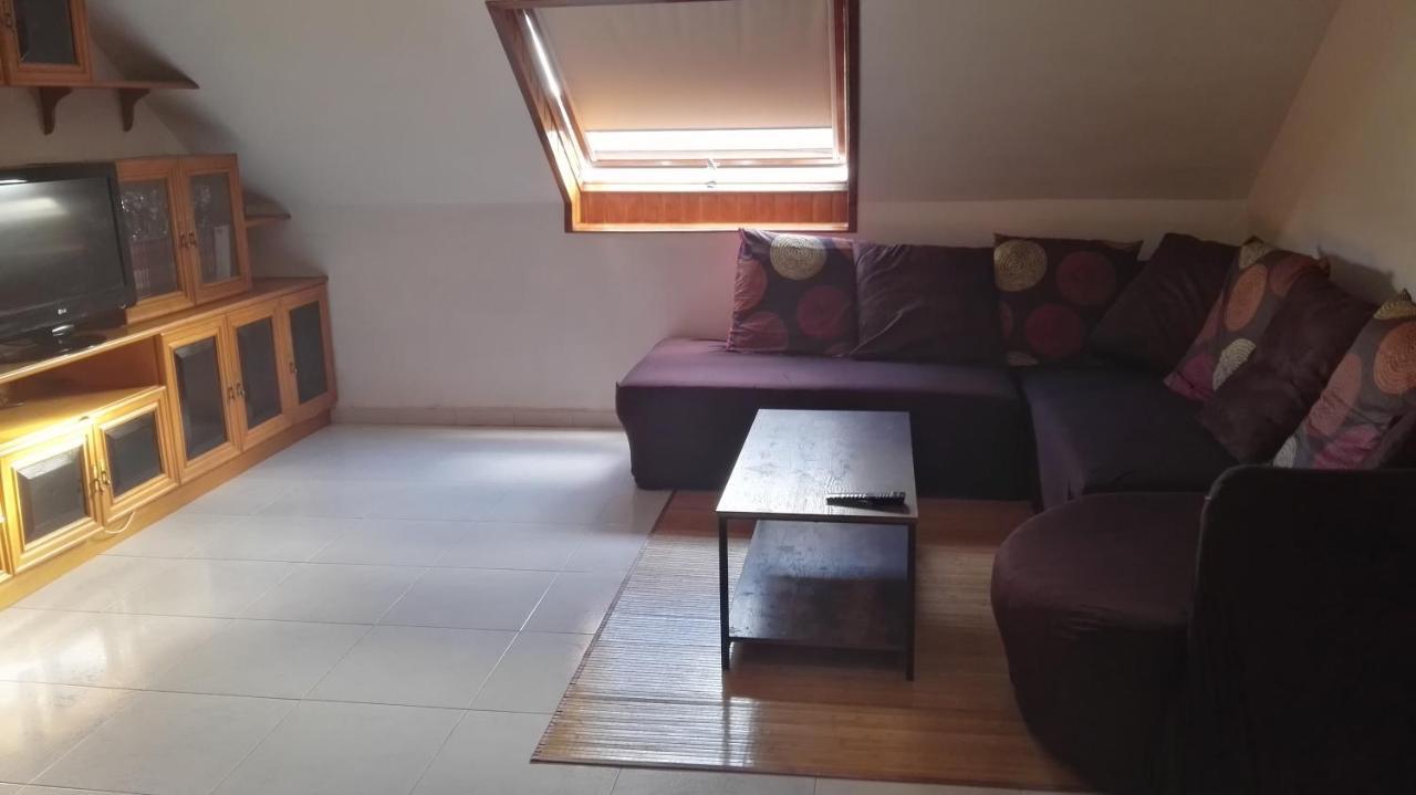 El Rincon De Rebe Apartman Melide Kültér fotó